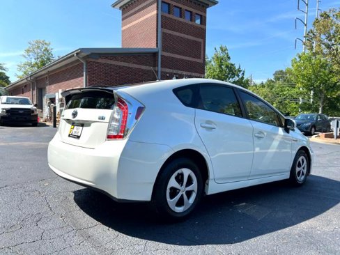 Used 2012 Toyota Prius Three image 8