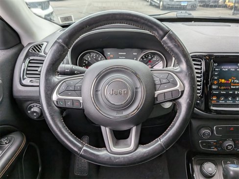 Certified 2020 Jeep Compass Limited image 12