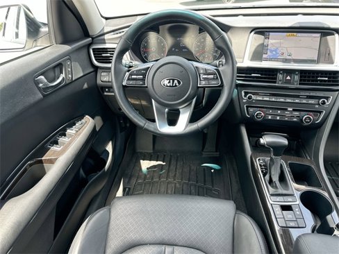 Certified 2020 Kia Optima Premium image 11