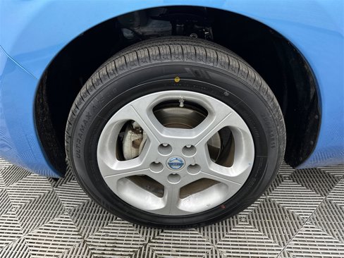 Used 2012 Nissan Leaf SL image 11