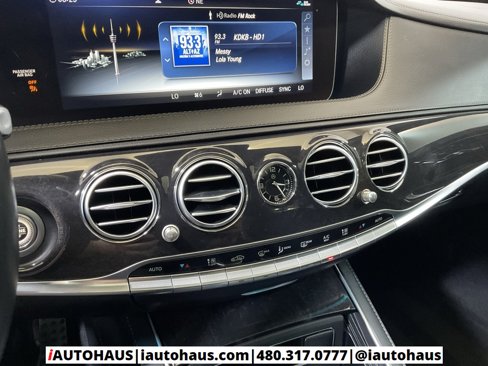 Used 2019 Mercedes-Benz S 560 Sedan image 36