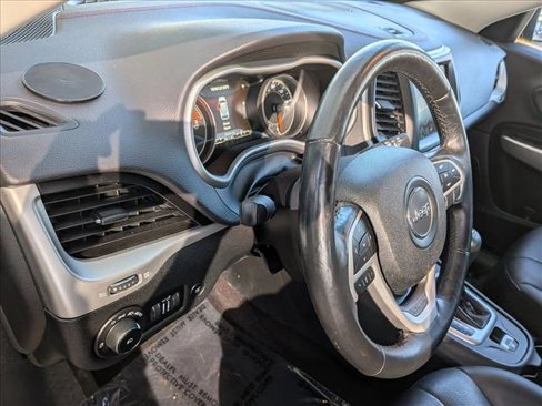 Used 2018 Jeep Cherokee Trailhawk w/ Quick Order Package 27L image 10