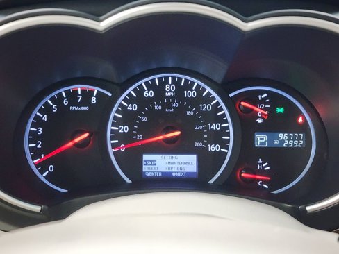 Used 2013 Nissan Quest LE image 28