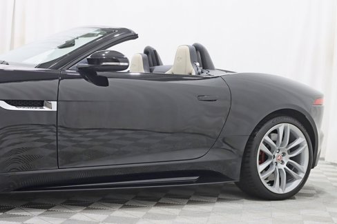 Used 2016 Jaguar F-TYPE R w/ Suedecloth Interior Pack image 5