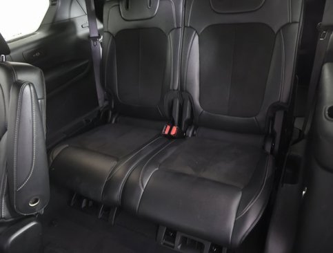 Used 2023 Jeep Grand Cherokee L Laredo image 10