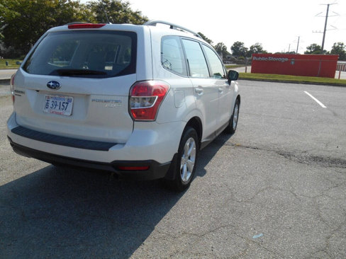 Used 2015 Subaru Forester 2.5i w/ Alloy Wheel Package image 2