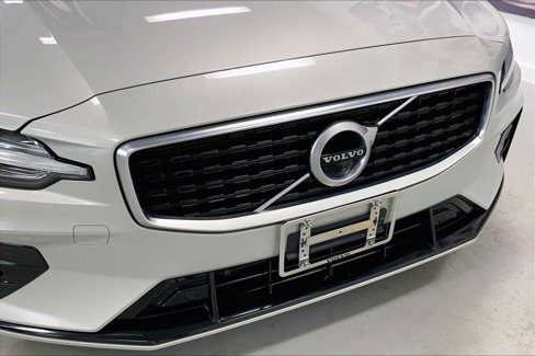 Used 2019 Volvo S60 T6 R-Design image 31