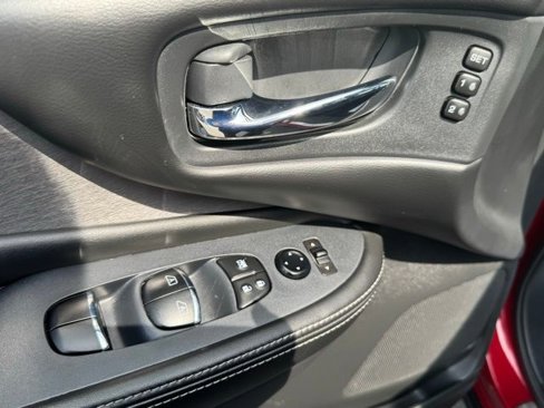Used 2023 Nissan Murano SL image 16