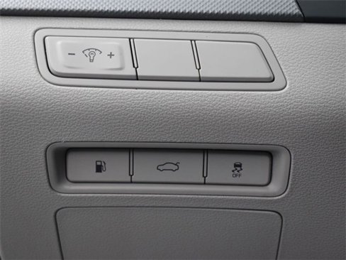 Used 2015 Hyundai Sonata SE image 16