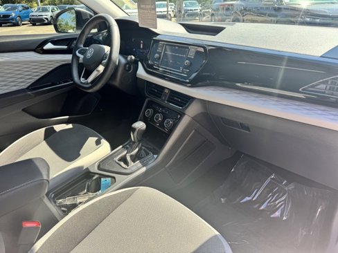 Certified 2023 Volkswagen Taos S image 10