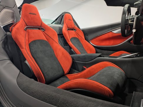 New 2025 McLaren Artura Spider image 19