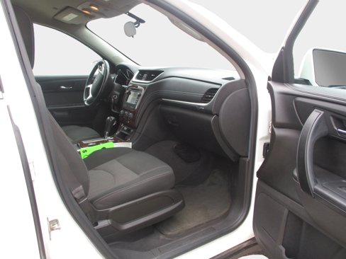 Used 2013 Chevrolet Traverse LT image 16