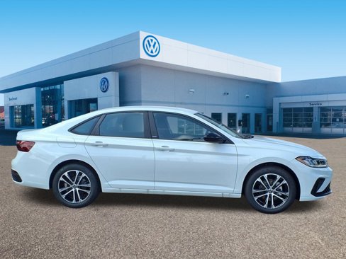 New 2025 Volkswagen Jetta Sport image 8