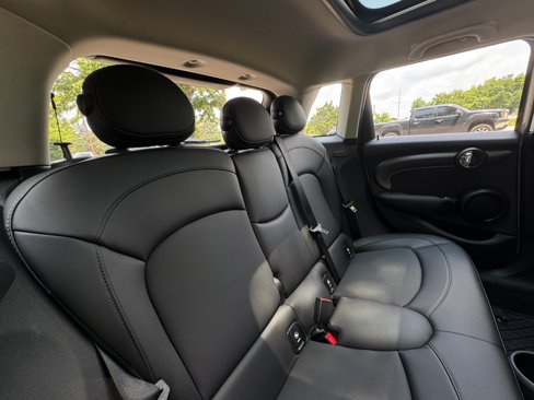 Used 2022 MINI Cooper S w/ Premium Package image 40