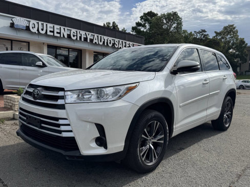 Used 2018 Toyota Highlander Plus image 1