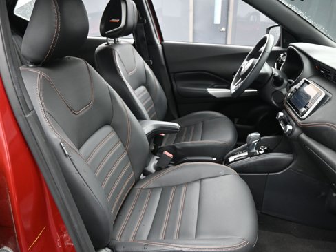 Used 2020 Nissan Kicks SR image 15