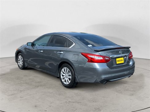 Used 2018 Nissan Altima 2.5 S w/ S Convenience Package image 4