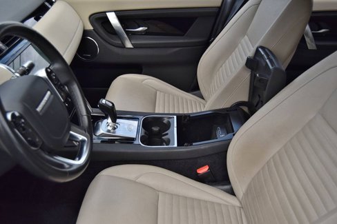 Used 2020 Land Rover Discovery Sport S image 40