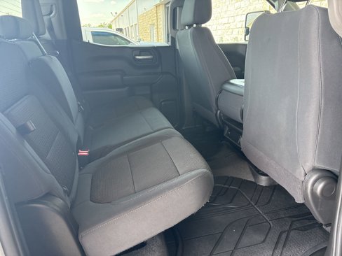 Used 2019 Chevrolet Silverado 1500 Custom w/ Custom Max Trailering Package image 8