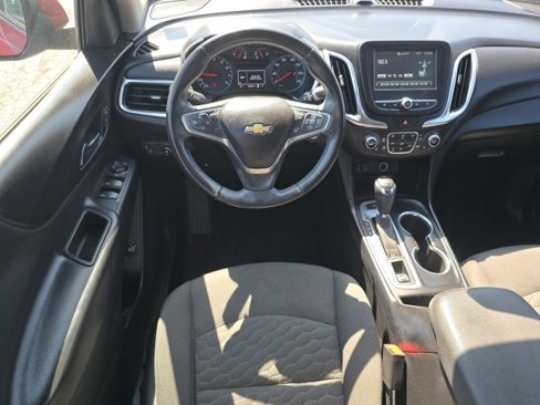 Used 2018 Chevrolet Equinox LT image 16