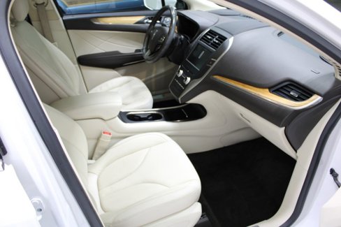 Used 2015 Lincoln MKC AWD w/ Equipment Group 101A Select image 8