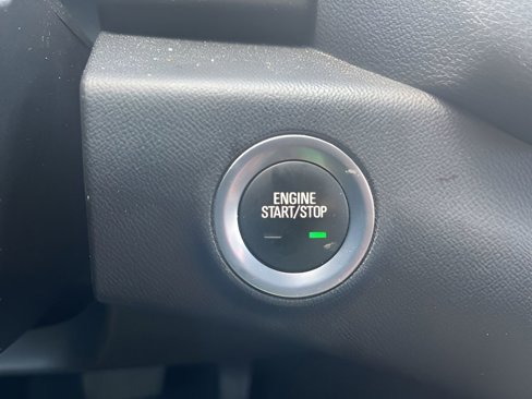Used 2023 GMC Terrain SLT image 25