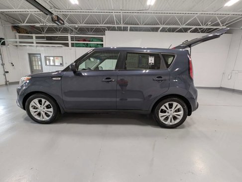 Used 2015 Kia Soul + image 11