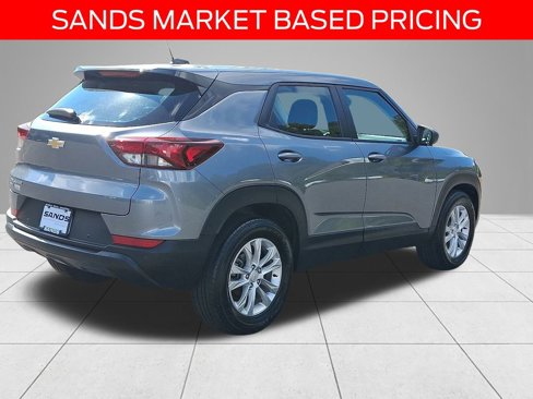 Used 2021 Chevrolet TrailBlazer LS image 4