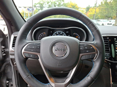 Used 2019 Jeep Grand Cherokee Laredo image 24