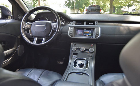 Used 2018 Land Rover Range Rover Evoque image 33