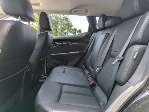 Used 2022 Nissan Rogue Sport SL image 29