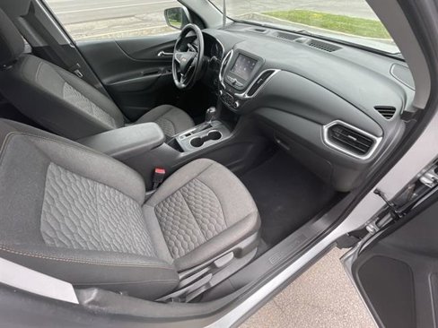 Certified 2020 Chevrolet Equinox LT w/ Driver Convenience Package image 29