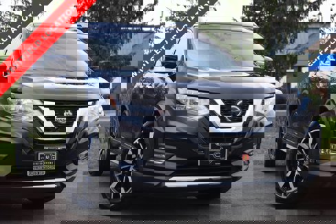 Used 2020 Nissan Rogue SL image 1