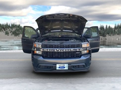 Used 2021 Chevrolet Silverado 1500 Custom w/ LPO, Dark Essentials Package image 3