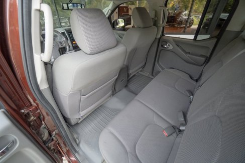 Used 2016 Nissan Frontier SV w/ SV Value Truck Package image 17