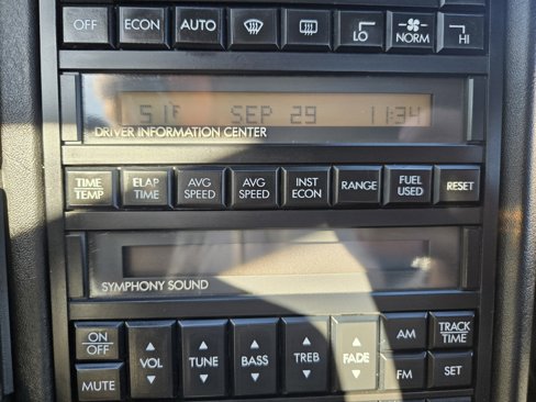 Used 1991 Cadillac Allante image 25