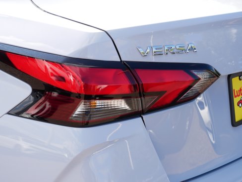 Certified 2024 Nissan Versa SV w/ Trunk Package image 17