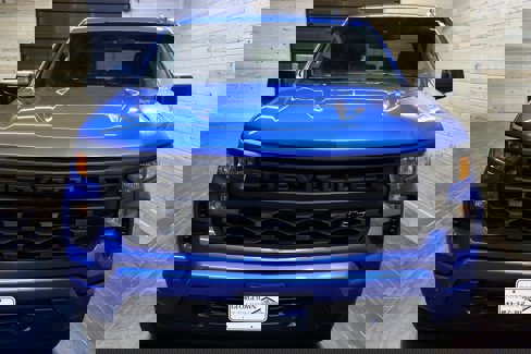Used 2024 Chevrolet Silverado 1500 Custom w/ Turbomax Blackout Package image 7