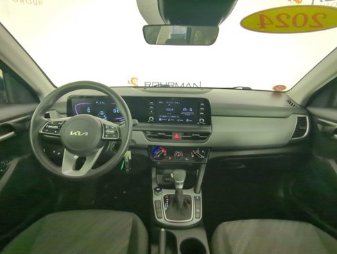 Used 2024 Kia Seltos LX image 23