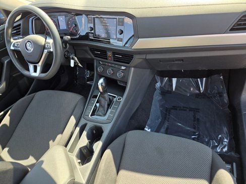 Used 2021 Volkswagen Jetta S image 16