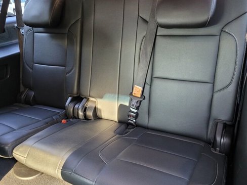 Used 2020 GMC Yukon XL SLT image 9