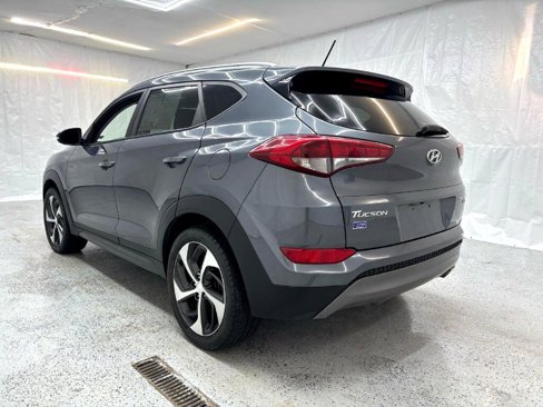 Used 2016 Hyundai Tucson Sport image 5