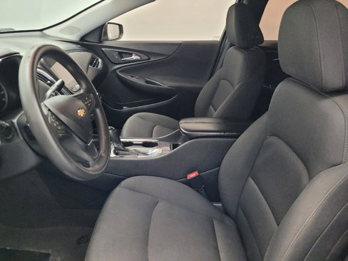 Used 2020 Chevrolet Malibu LT image 17