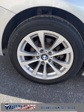 Used 2018 BMW 320i xDrive Sedan w/ Convenience Package image 30