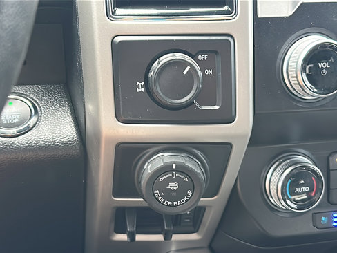 Used 2019 Ford F150 Lariat w/ Equipment Group 502A Luxury image 33