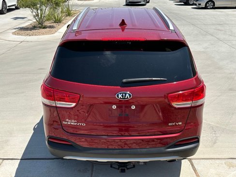 Used 2017 Kia Sorento EX image 7