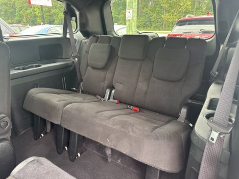 Used 2015 Dodge Grand Caravan SE w/ Quick Order Package 29E SE image 10