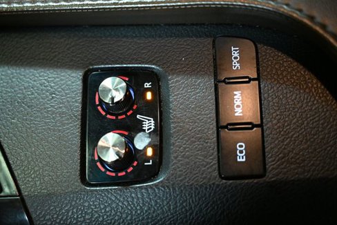 Used 2013 Toyota Avalon XLE Touring image 25