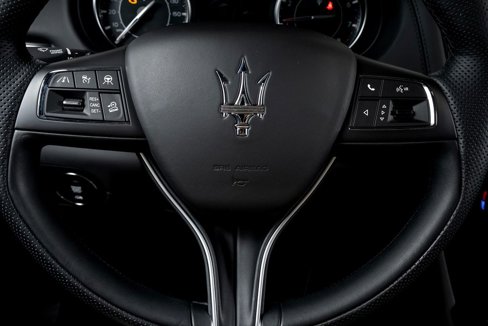 Used 2022 Maserati Levante GT image 36