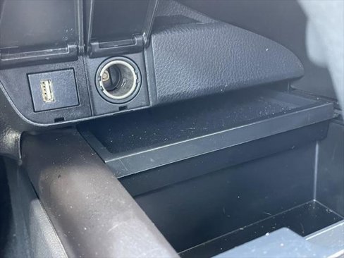 Used 2024 Toyota Camry SE image 23